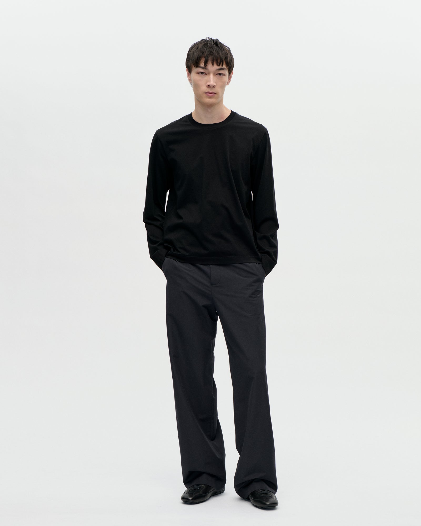 Seam Tee LS 140 009 Black